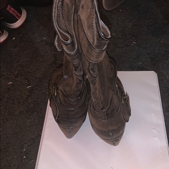 Brown Boots - Picture 2 of 4